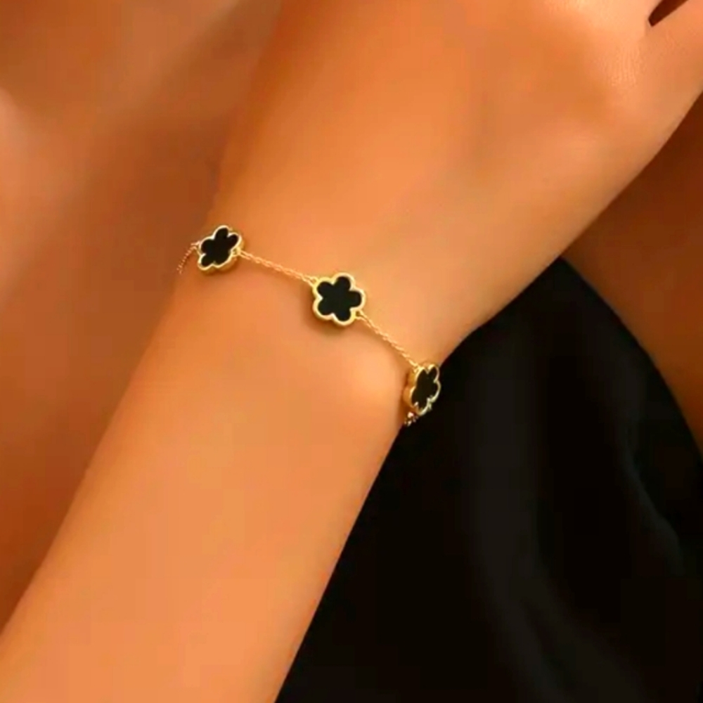 Gold Plated Designer Inspired Bracelet 🔥💕